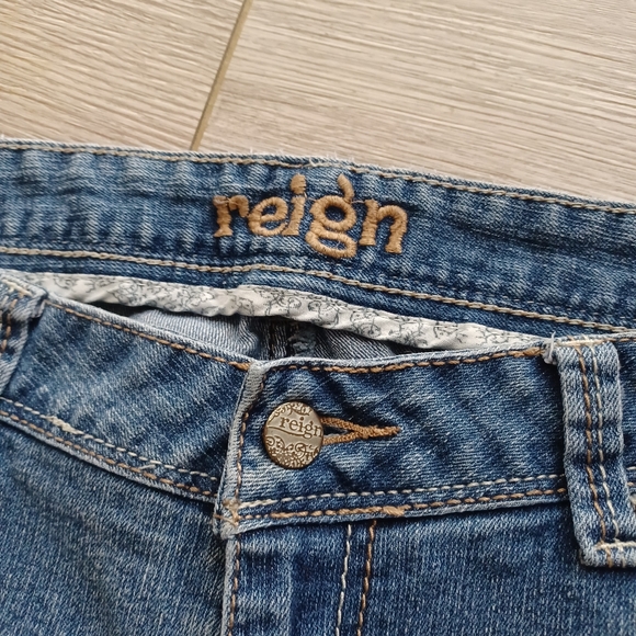 👑 Reign Bootcut Denim Jeans Size 14 (Short) - Picture 2 of 16